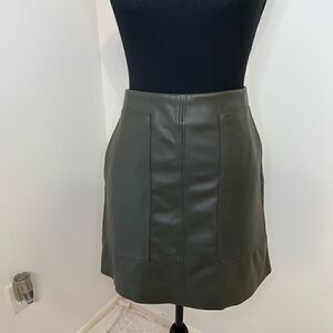 Green faux leather mini skirt! NWT Size 10